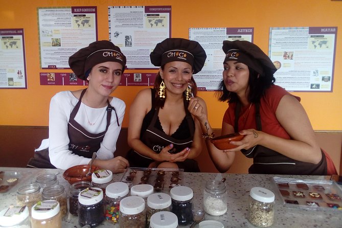 Bean to Bar Chocolate Workshop in Puerto Vallarta - Why families and mixed-age groups fit well