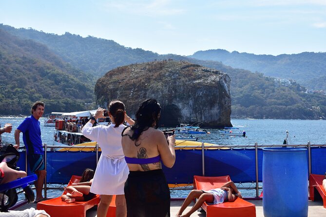 Catamaran Tour to the Arches, Playa las Animas, Snorkeling and more - Food, drinks, and what is actually included