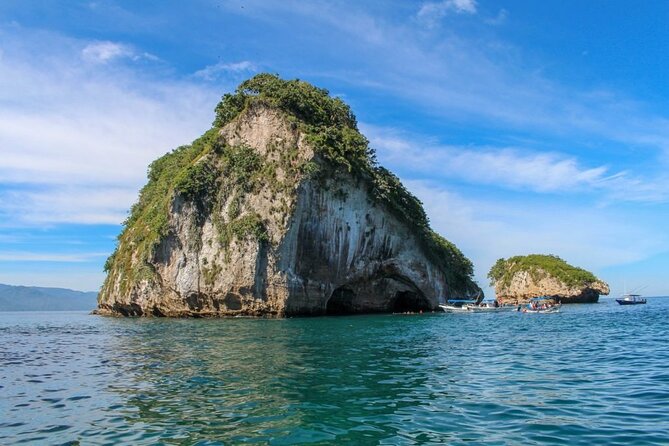 City Tour Express in Puerto Vallarta and Paradise Beaches - What the $60 price gets you