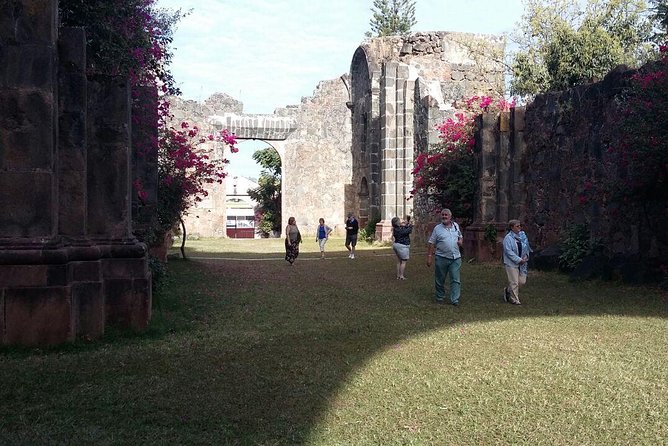 Day Trip to Mascota and Talpa de Allende from Puerto Vallarta - Mascota’s Plaza Principal and a glimpse of town life