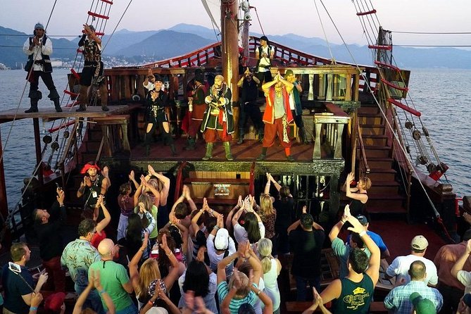 Dinner Under the Sea + Pirate Show in Puerto Vallarta Bay - Is $230 a fair price?