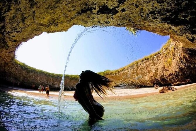 Exploring Hidden Beach Marieta Islands from Punta de Mita - A pause at white-sand Playa Nopalera