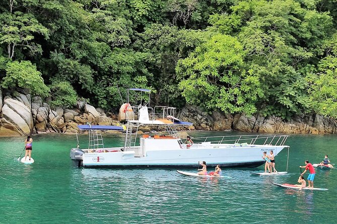 Famous Pato Bobo Adventure Boat - A short stop at tiny Colomitos