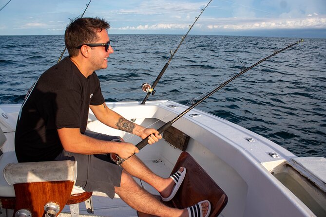 Fishing and snorkel tour in Puerto Vallarta and Nuevo Vallarta - Group size, price, and real value