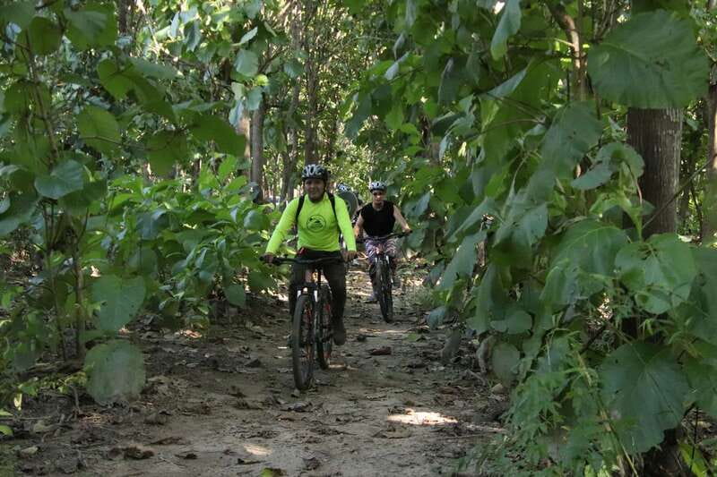 From Puerto Vallarta: Jungle Mountain Bike Tour - Arriving at the ranch and getting ready to ride