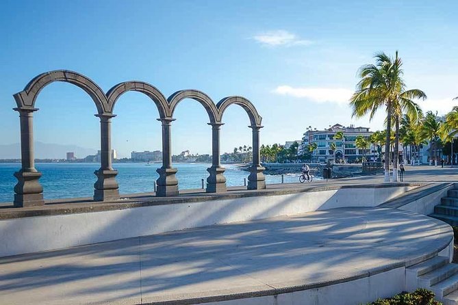 Full-Day Puerto Vallarta City Highlights Tour - Lunch can change the value of the day