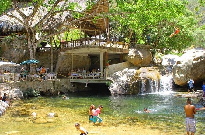 Fun Horseback Tour in Mismaloya - Group size, guide support, and family fit