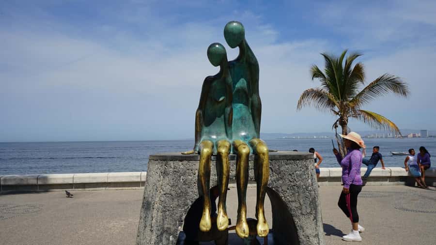 Guided tour of Vallarta in one day - A tequila factory with tasting included