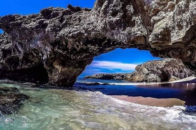 Hidden Beach - Marietas Islands - What the five-hour outing includes
