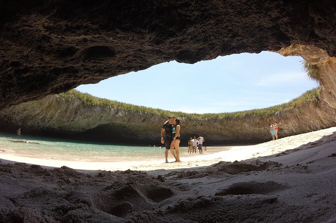 hidden beach tour guaranteed! - La Nopalera Beach gives you another short swim