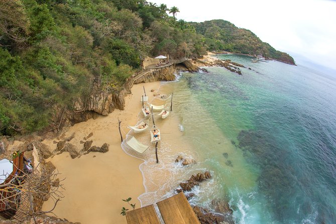 Las Caletas Beach & Adventure Park with buffet lunch and open bar - The small details that affect comfort