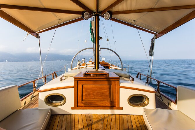 Luxury Puerto Vallarta Shared Sailing Tour: Sail, Swim & Dine - Why the small boat makes a difference