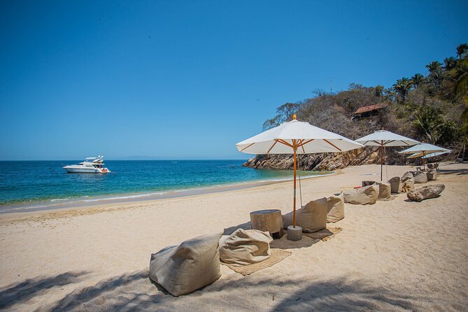Majahuitas All inclusive Beach Day - BBQ Lunch, Desserts, and Included Drinks