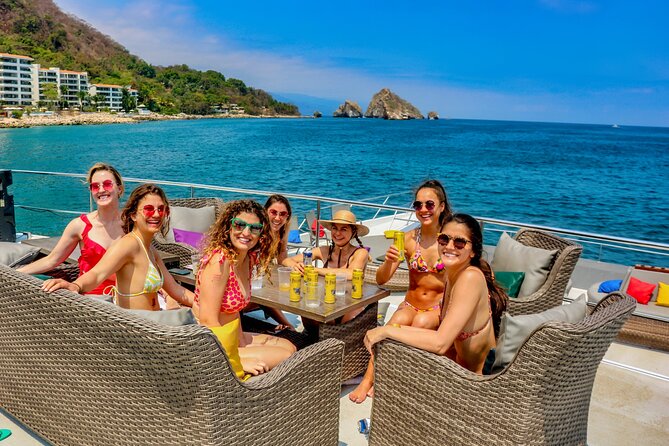 Mega Yacht Limousine of the Sea 1: Puerto Vallarta - Meeting points, booking, and the no-refund rule