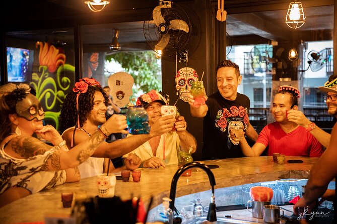 Mezcal vs. Tequila Cocktail Tasting in a Cantina - A cantina evening with a show