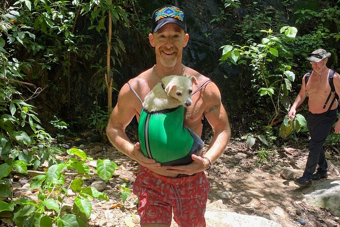 Palo María Waterfalls Hike Half-Day Tour - A small group makes the guide’s help more useful