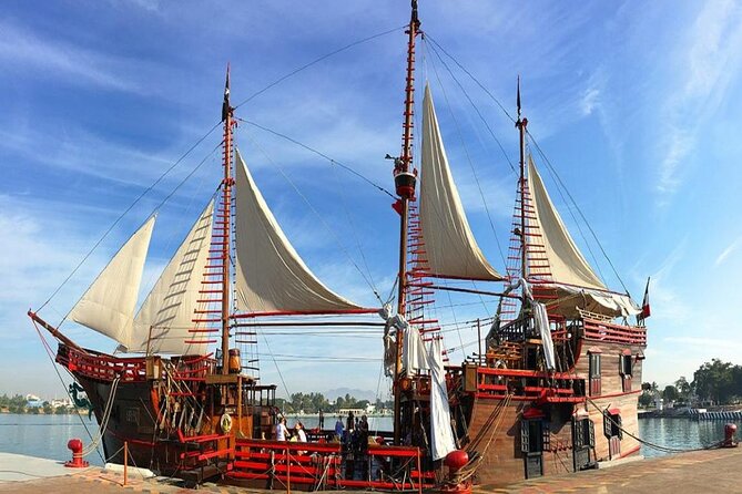 Pirate Ship by Day - Sailing from Puerto Vallarta with a pirate crew
