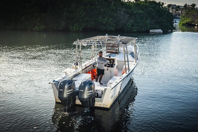 Private Charter: Chica Super Panga 30' - Key details at a glance