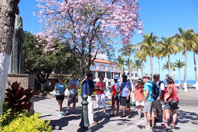 Private City Highlight Tour with Tequila Tasting - Timing, food, drinks, and what to bring