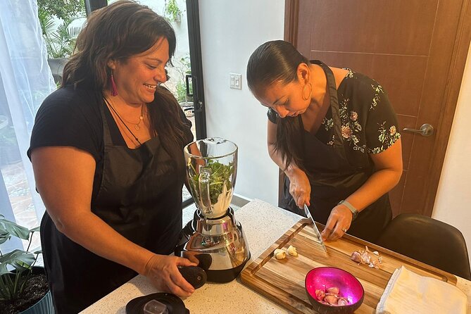 Private Mexican Cooking Class & Tequila Cocktail at Tanya’s Home - Cooking Mexican food in Tanya’s home