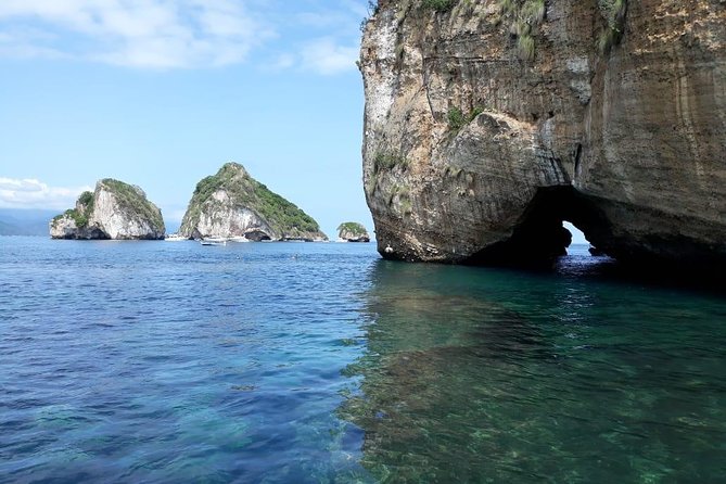 Private Snorkeling Tour to Los Arcos - Why a private Los Arcos boat makes sense