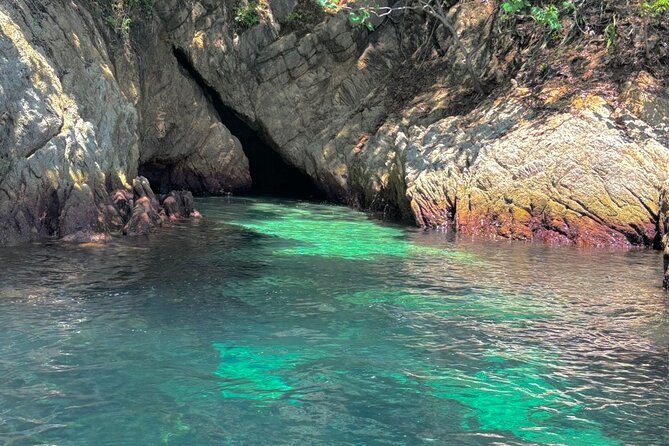 Private Snorkeling Tour to Yelapa from Boca de Tomatlán - Yelapa gives the tour its character