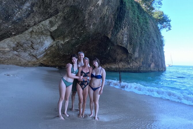 Private Tour Visit the National Park ''The Arches of Mismaloya'' - Walking around Los Arcos de Mismaloya