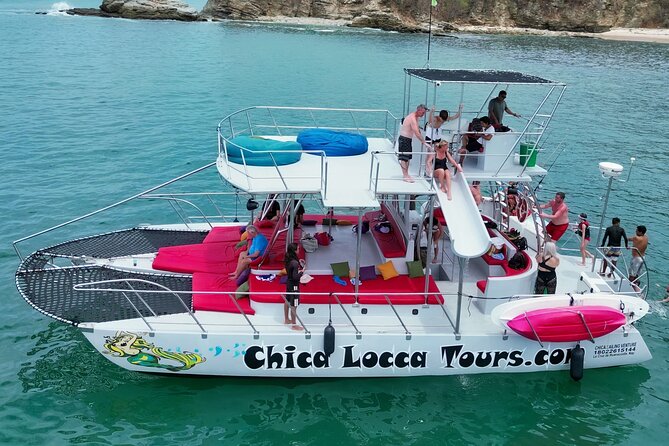 Private Yacht Charter ChicaFUN 3 Waterslides All Inclusive - Cruising the Bay of Banderas