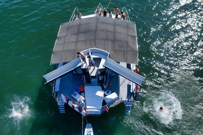 Private Yacht Charter ChicaFUN 4 All Inclusive - Los Arcos: Caves, Granite Arches, and Snorkeling