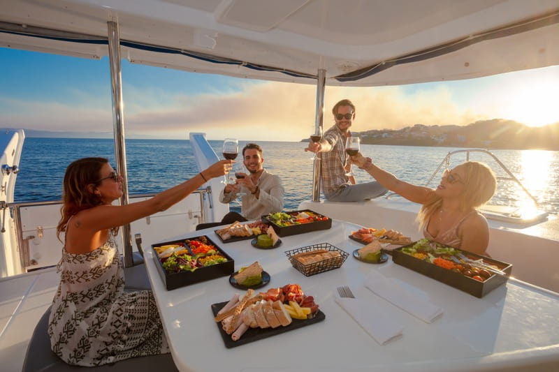 Puerto Vallarta: Bay of Banderas Luxury Sunset Sailing Tour - Practical timing and booking advice