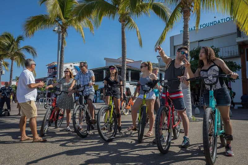 Puerto Vallarta: Bikes and Bites Tour - A local guide changes the meal