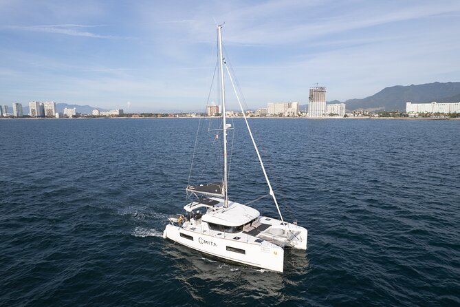 Puerto Vallarta: Coast & Fun 4h All Inclusive on 40' Lagoon - Setting Sail from Marina Vallarta