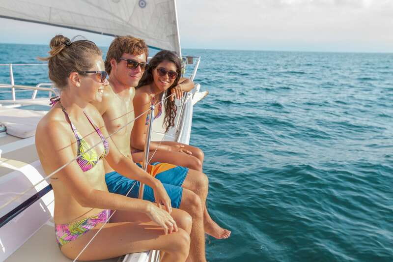 Puerto Vallarta: Luxury Day Sailing Tour of Bay of Banderas - A 2.5-hour stop for lunch and water activities