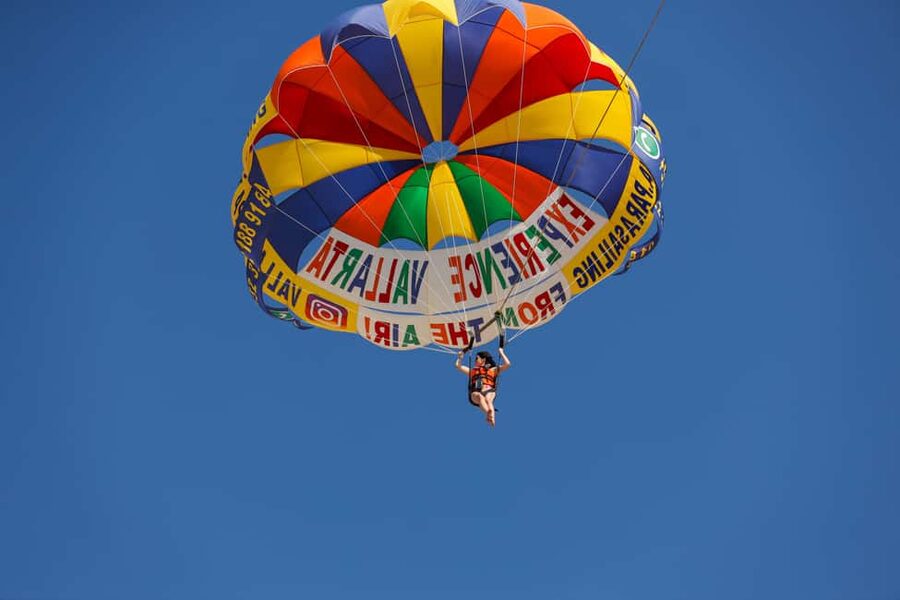 Puerto Vallarta: Parasailing Adventure - Finding the blue umbrellas at Playa del Holi