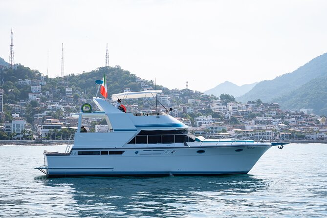 Puerto Vallarta Private Yacht Adventure 5 hours + 1 hour Free - Key points to know before you book