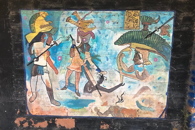 Puerto Vallarta's Historic Mexican Village Tour: El Tuito - Arriving in El Tuito, a town of about 3,500