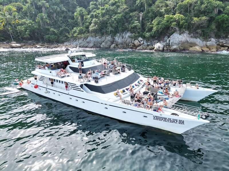 Puerto Vallarta: Yelapa Mega Yacht Cruise - The ride back to Puerto Vallarta