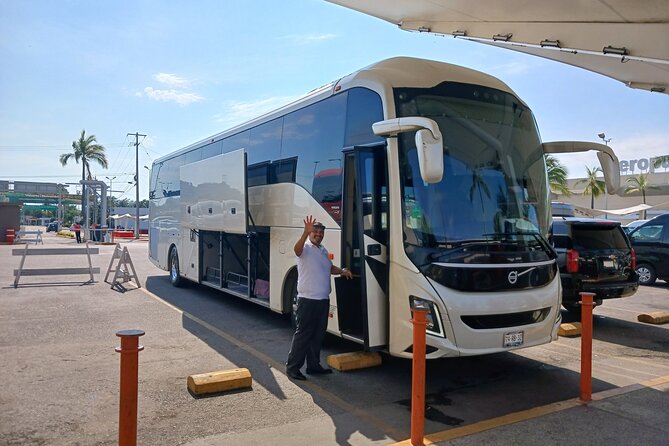 PVR VIP Round trip transfers Airport - Downtown - Airport - Is this really VIP transportation?