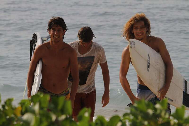 Sayulita: La Lancha Beach, Sunset Surfing Lesson - Why La Lancha is a better classroom than Sayulita town