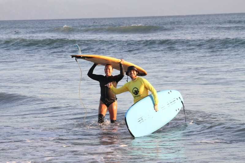 Sayulita: La Lancha Beach, Sunset Surfing Lesson - Who should book this La Lancha lesson?