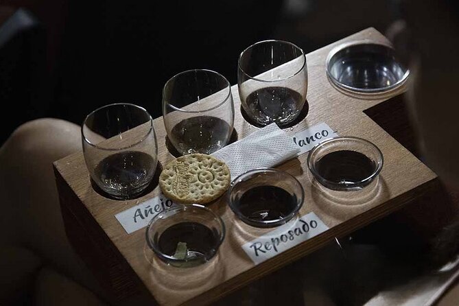 Show Mayahuel + Tequila Tasting - A Mexican myth with a stage-show engine