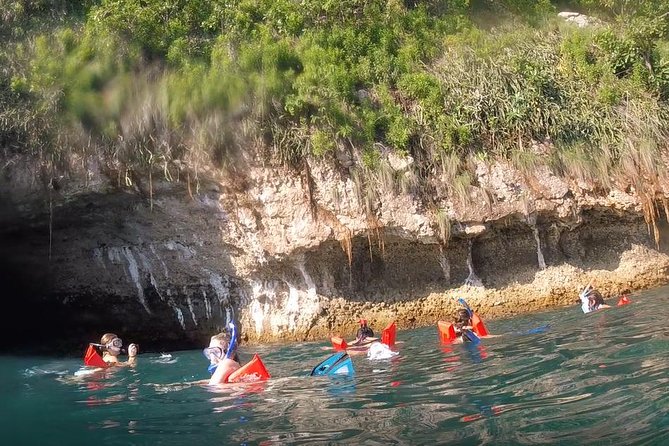 Small Group Snorkeling in Los Arcos, Puerto Vallarta - The boat ride toward Los Arcos