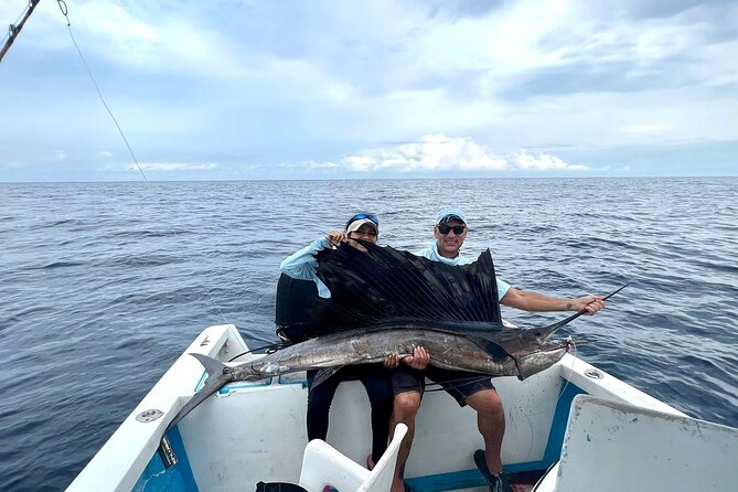 Sport Fishing Adventure in Puerto Vallarta - Meeting the crew at Los Peines