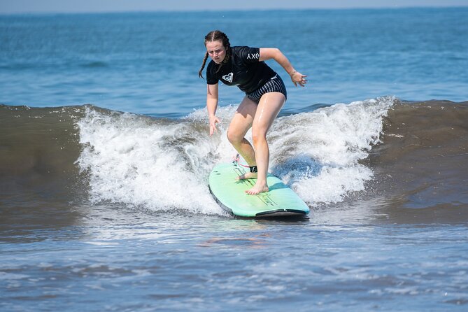 Surf classes in Puerto Vallarta with local instructors - Key points at a glance