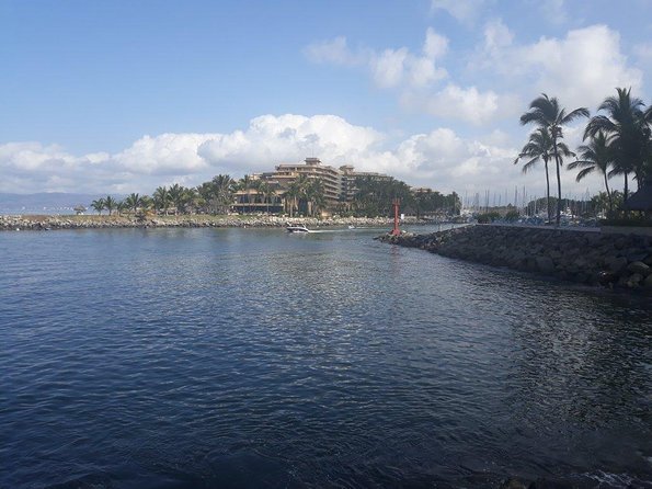 Surf lessons in Puerto Vallarta and Nayarit - Key points at a glance