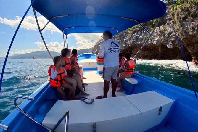 Whale Watching and Los Arcos 5 Islands Adventure - Los Arcos, Puerto Vallarta’s granite landmark