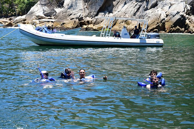Yelapa Escape & Snorkeling in Puerto Vallarta by Speedboat - Lunch at Madagascar Beach