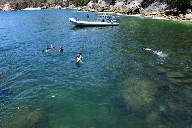 Yelapa Escape & Snorkeling in Puerto Vallarta by Speedboat - What guides add to the experience