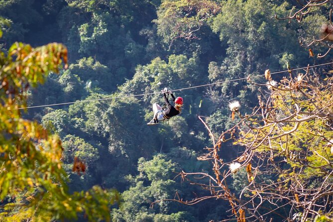 Zip Line Adventure in the heights in Puerto Vallarta 11 lines - A 4-kilometer flight through Puerto Vallarta’s forest